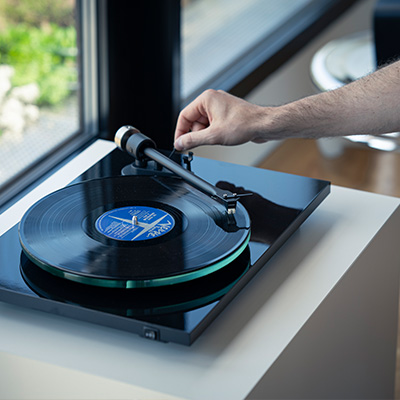 Beste goedkope platenspeler kopen? HOBO hifi helpt!
