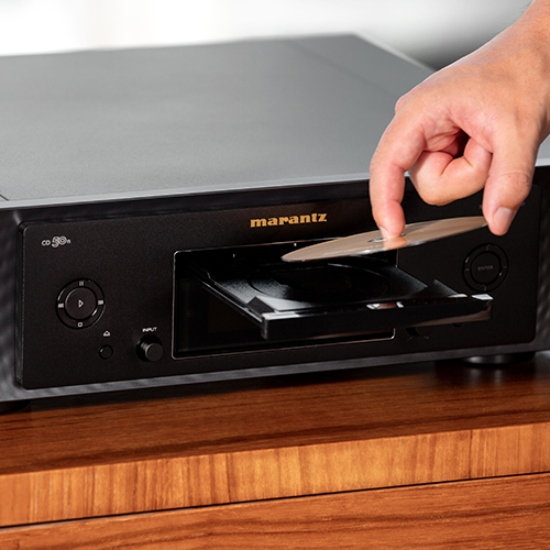 Marantz CD 50n in use