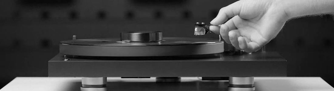 Nieuwe platenspeler uitpakken en installeren | HOBO hifi adviseert Nieuwe platenspeler uitpakken en installeren | HOBO hifi adviseert