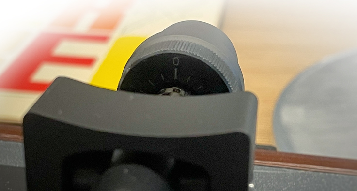 Thorens TD 102 A draaiplateau naaldkracht instellen